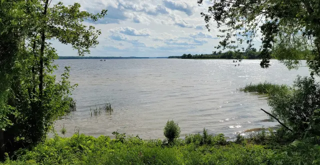The Ottawa River seen from the bank near the village of Thurso